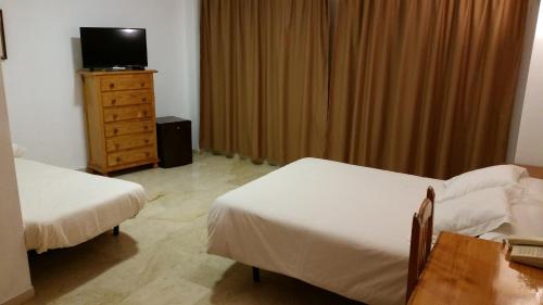 Habitación Doble con cama supletoria - 2 camas del hotel Balcón De Cazorla. Foto 10