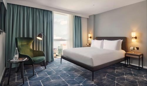Estudio con cama extragrande del hotel Hyatt House London Stratford. Foto 8