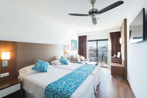 Habitación doble con balcón del hotel Riu Bravo - 0'0 All Inclusive