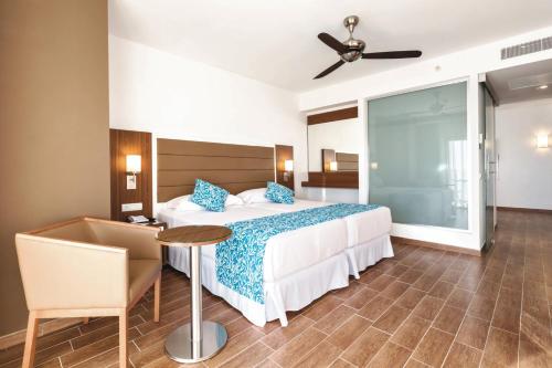 Suite Junior del hotel Riu Bravo - 0'0 All Inclusive