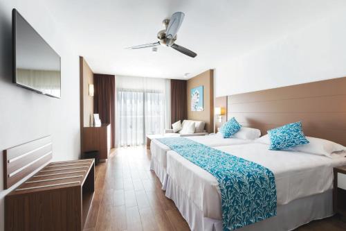 Suite Junior del hotel Riu Bravo - 0'0 All Inclusive. Foto 2