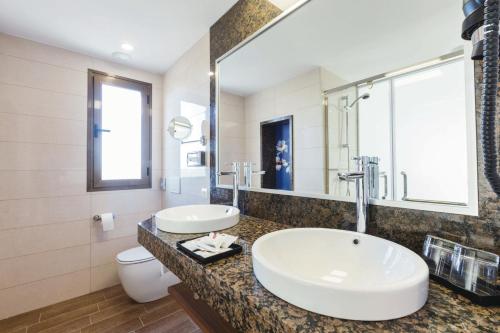 Suite Junior del hotel Riu Bravo - 0'0 All Inclusive. Foto 3