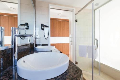 Suite Junior del hotel Riu Bravo - 0'0 All Inclusive. Foto 4