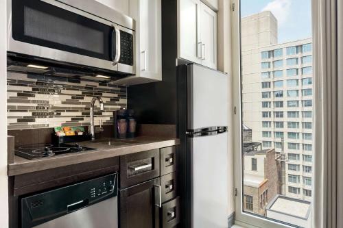 Estudio Deluxe con 2 camas dobles - no fumadores del hotel Homewood Suites New York/midtown Manhattan Times Square South. Foto 5