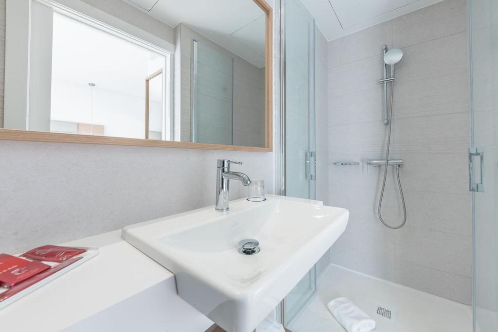 Habitación individual del hotel Y Apartamentos Leman