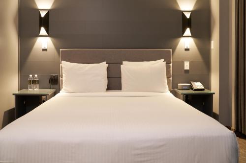 Habitación con cama grande del hotel The Lex Nyc