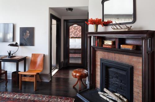 Habitación Deluxe con cama extragrande del hotel The High Line. Foto 2