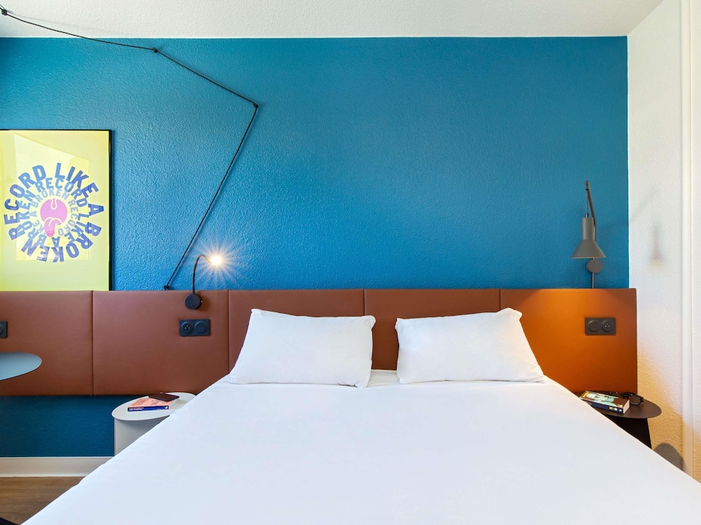 Habitación Estándar con 1 cama doble del hotel Ibis Marseille Timone. Foto 11
