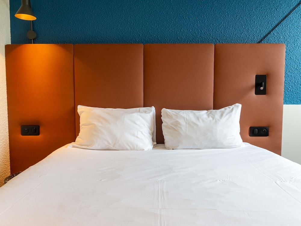 Habitación estándar doble, 1 cama doble del hotel Ibis Lyon Est Bron. Foto 4