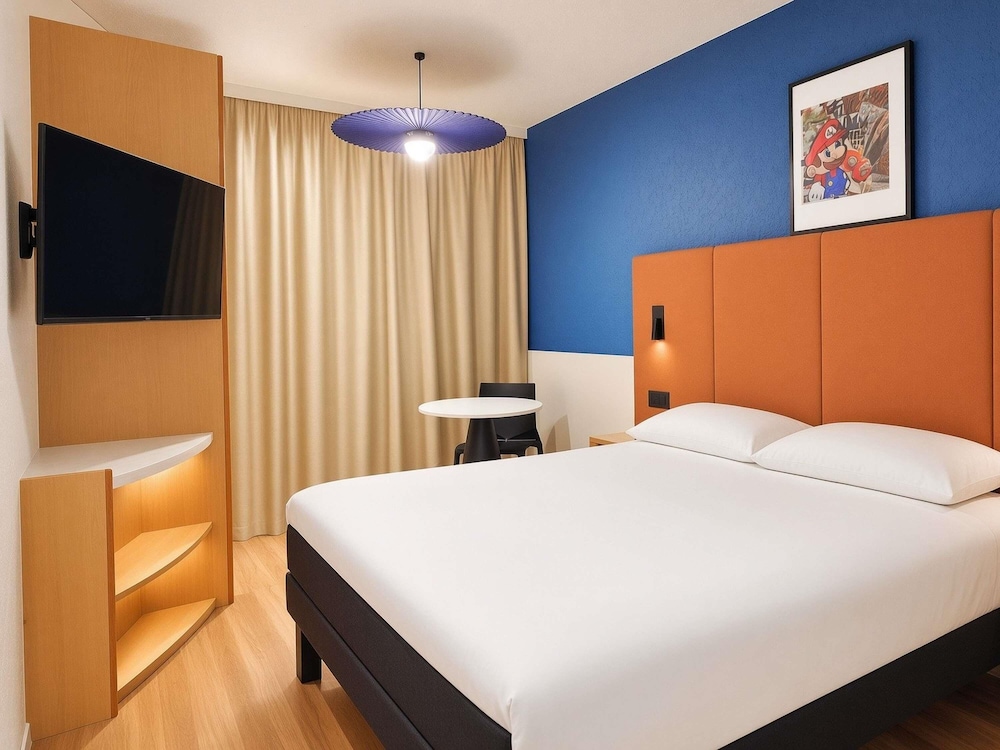 Habitación estándar doble, 1 cama doble del hotel Ibis Lyon Est Bron. Foto 9