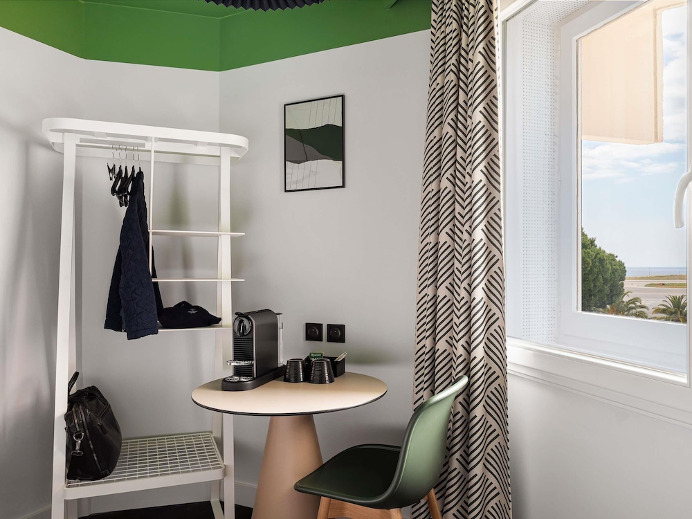 Habitación Comfort con 1 cama doble del hotel Ibis Nice Aéroport Promenade Des Anglais. Foto 3