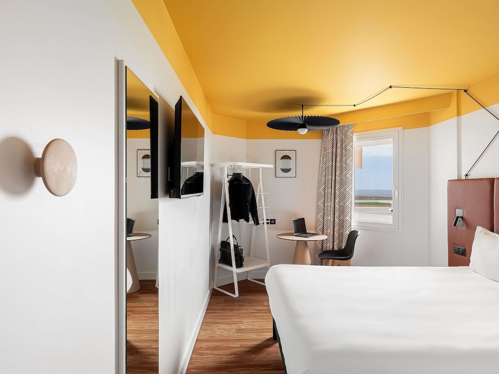 Habitacion Standard con 1 cama doble del hotel Ibis Nice Aéroport Promenade Des Anglais. Foto 2