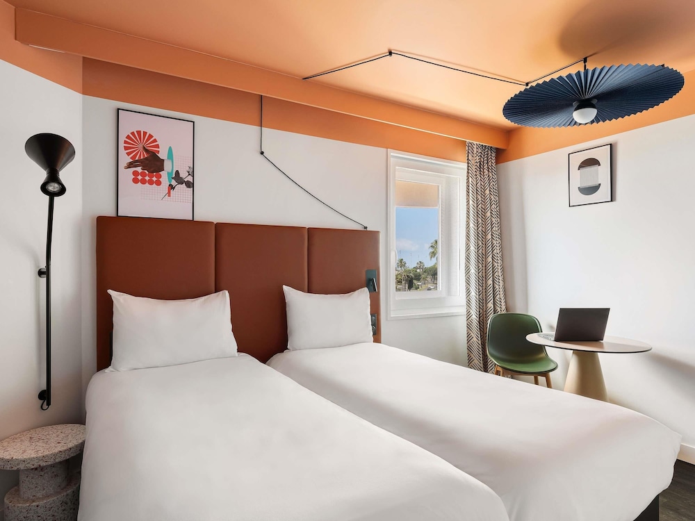Habitación Standard con 2 camas individuales del hotel Ibis Nice Aéroport Promenade Des Anglais. Foto 3