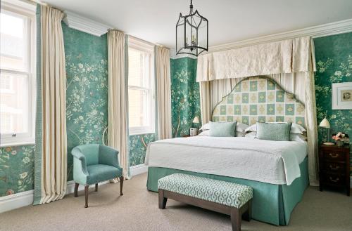Habitación Deluxe del hotel Charlotte Street Hotel, Firmdale Hotels. Foto 3