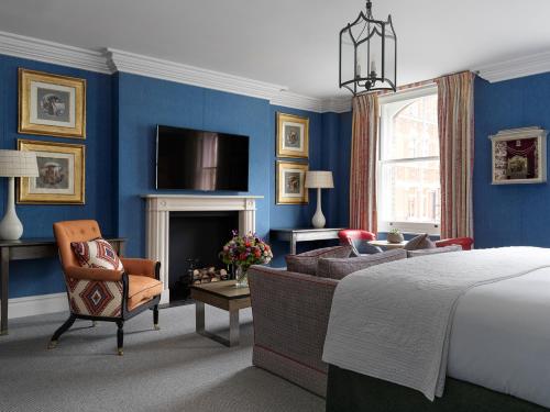Suite Junior Deluxe del hotel Charlotte Street Hotel, Firmdale Hotels. Foto 5