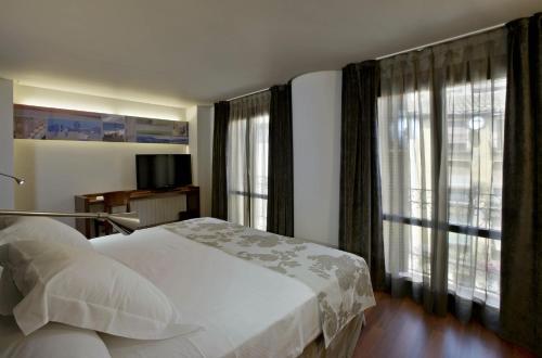 Habitación Doble - 2 camas del hotel Sancho Abarca. Foto 7
