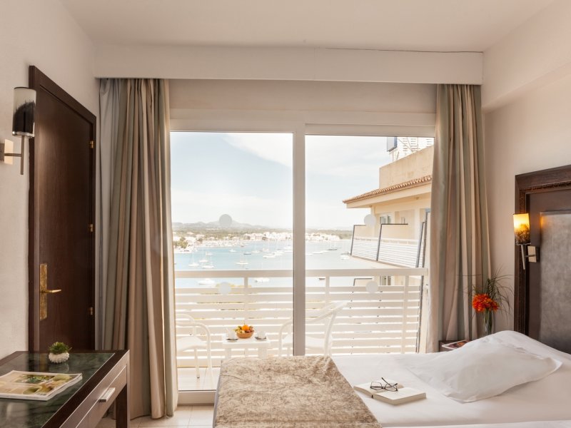 Habitación doble Superior Vista Mar Frontal del hotel Smy Vistamar. Foto 6