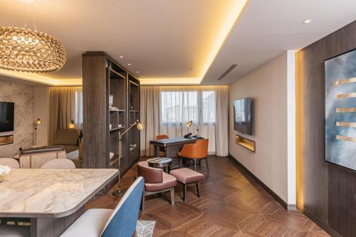 Suite Presidencial del hotel Intercontinental Barcelona, An Ihg. Foto 15