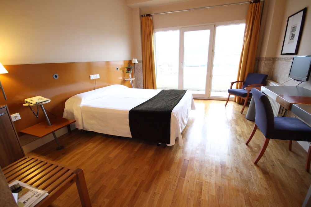 Habitación con 1 cama doble o 2 individuales del hotel Azar