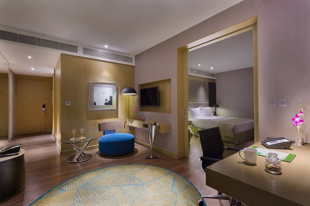 Suite, 1 habitación (Additional Living Area) del hotel Holiday Inn New Delhi International Airport, An Ihg. Foto 2