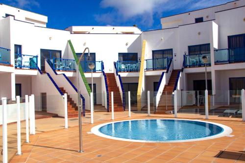 Apartamento Familiar de 2 dormitorios con vistas a la piscina del hotel TAO El Cotillo