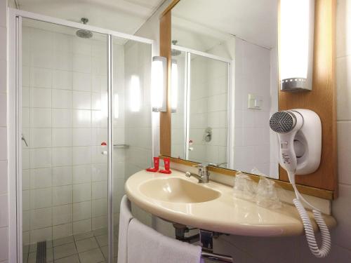 Habitación Doble Estándar del hotel Ibis Buenos Aires Congreso. Foto 6