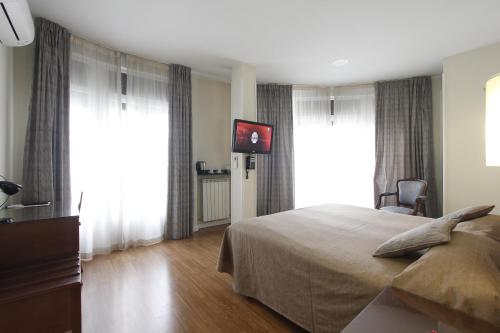 Habitación Doble Premium del hotel El Rincon de Gran Via. Foto 6