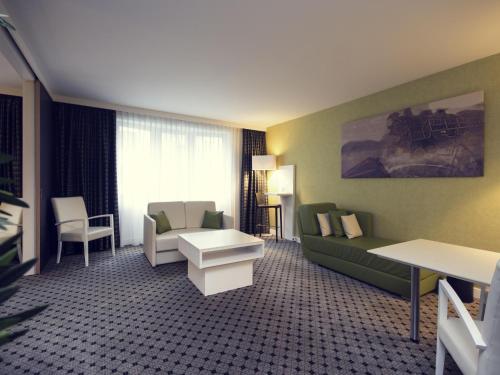 Suite Doble Ejecutiva (1 cama doble) del hotel Mercure Brussels Centre Midi. Foto 5