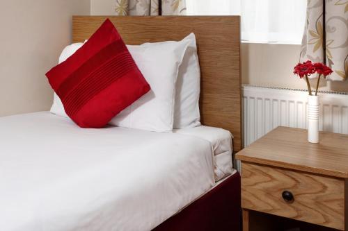 Habitación Individual Estándar del hotel Best Western Greater London. Foto 5