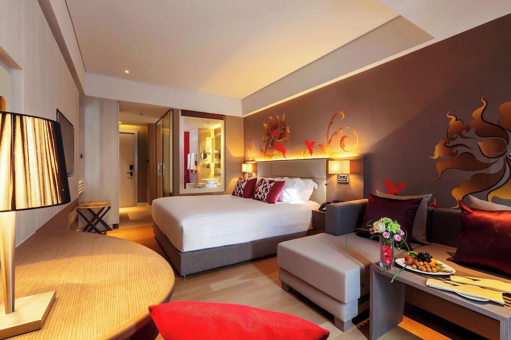 Superior con 1 cama King del hotel Grand Mercure Phuket Patong