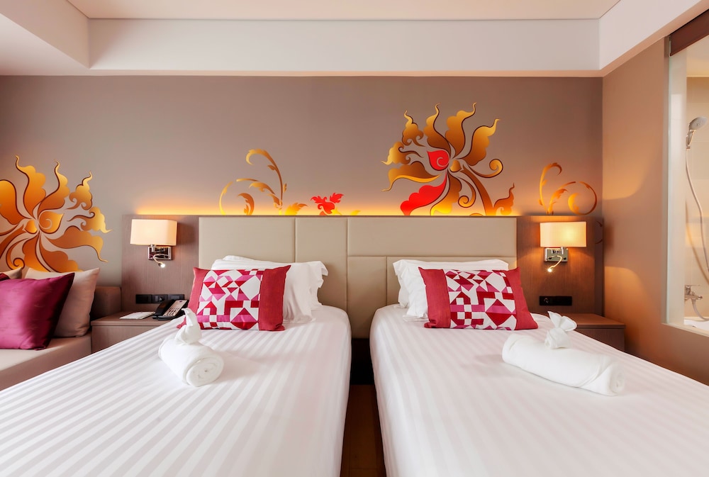 Superior con 2 camas individuales del hotel Grand Mercure Phuket Patong. Foto 1
