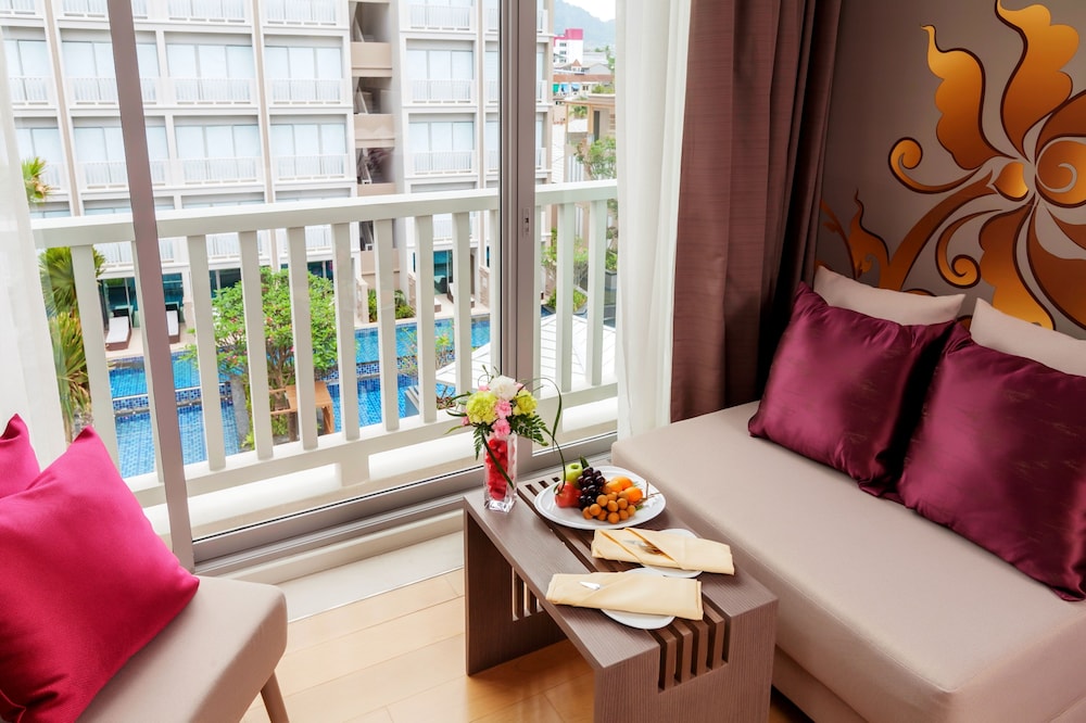 Superior con 2 camas individuales del hotel Grand Mercure Phuket Patong. Foto 6