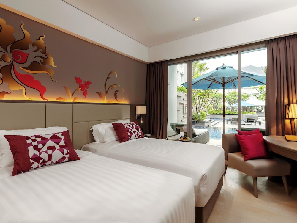 Deluxe con acceso a piscina 2 camas individuales del hotel Grand Mercure Phuket Patong
