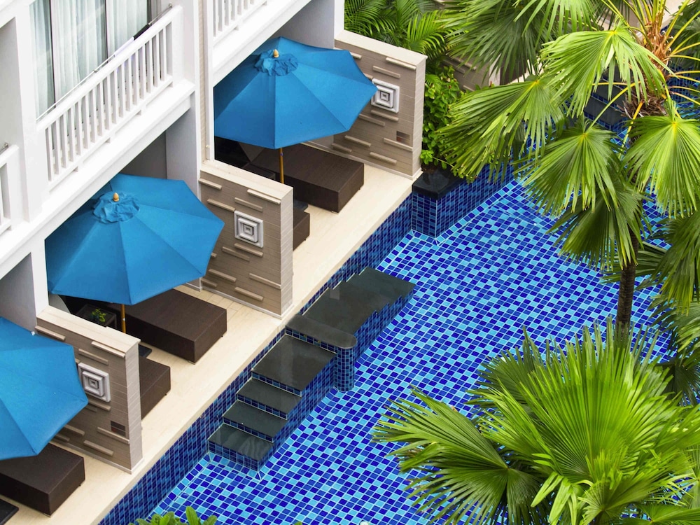 Deluxe con acceso a piscina 2 camas individuales del hotel Grand Mercure Phuket Patong. Foto 5