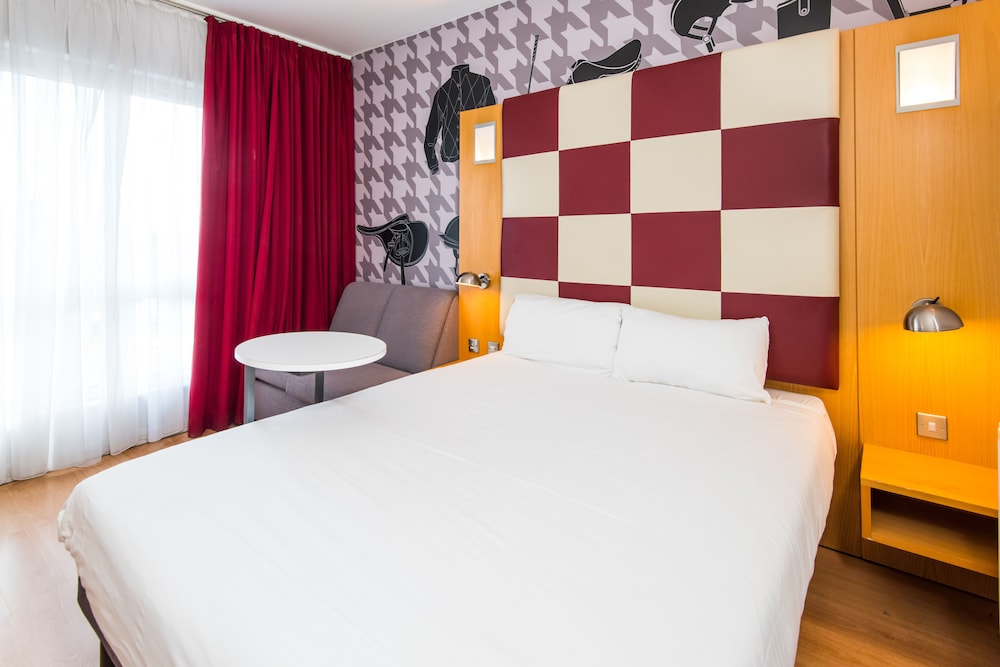 La Reina del hotel Ibis Styles Haydock. Foto 2
