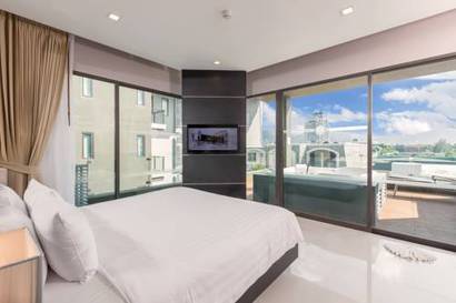 Suite 2 habitaciones Familiar del hotel The Charm Resort Phuket. Foto 3