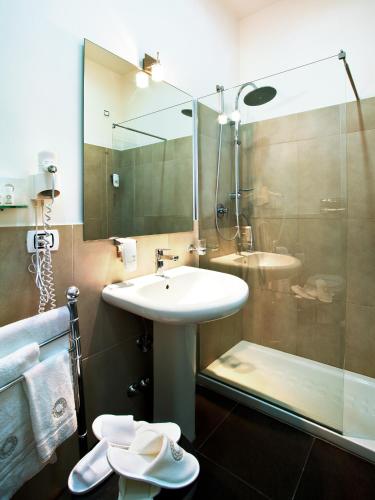 Habitación Triple del hotel Stelle The Businest. Foto 3