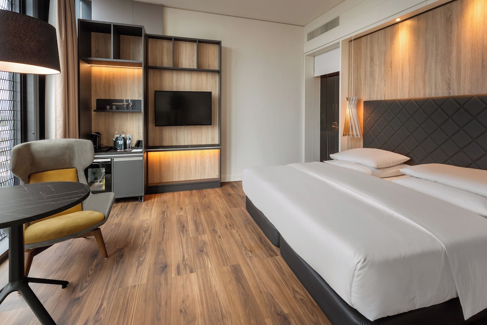 Habitación Deluxe The Level del hotel Melia Vienna. Foto 5
