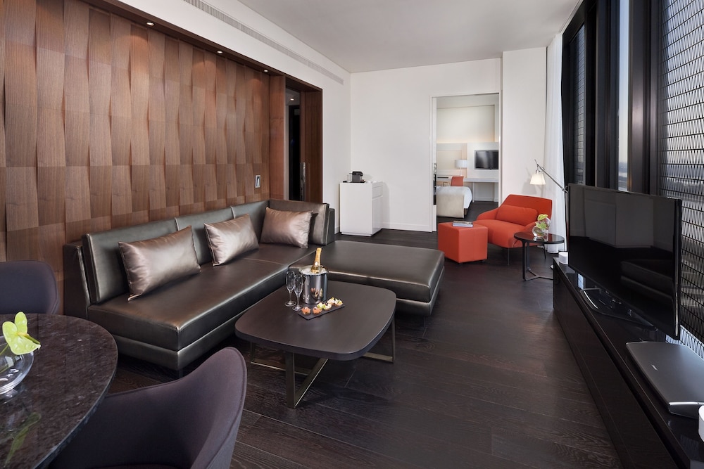 Suite Master del hotel Melia Vienna. Foto 1
