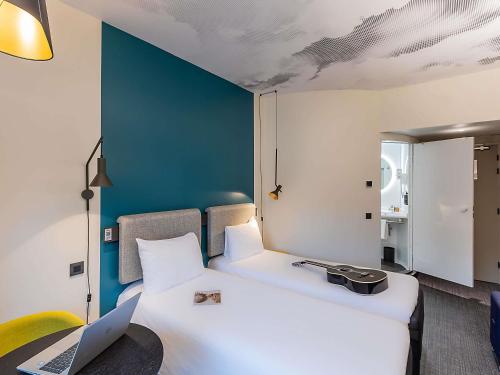Habitación Doble - No fumadores - 2 camas del hotel Ibis Lisboa Alfragide. Foto 3