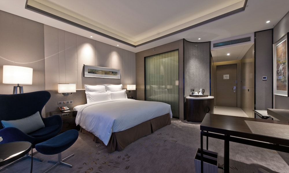 HABITACIÓN DELUXE, 1 Cama King Size, Vistas a la Ciudad del hotel Pullman Shanghai Xuhui. Foto 3