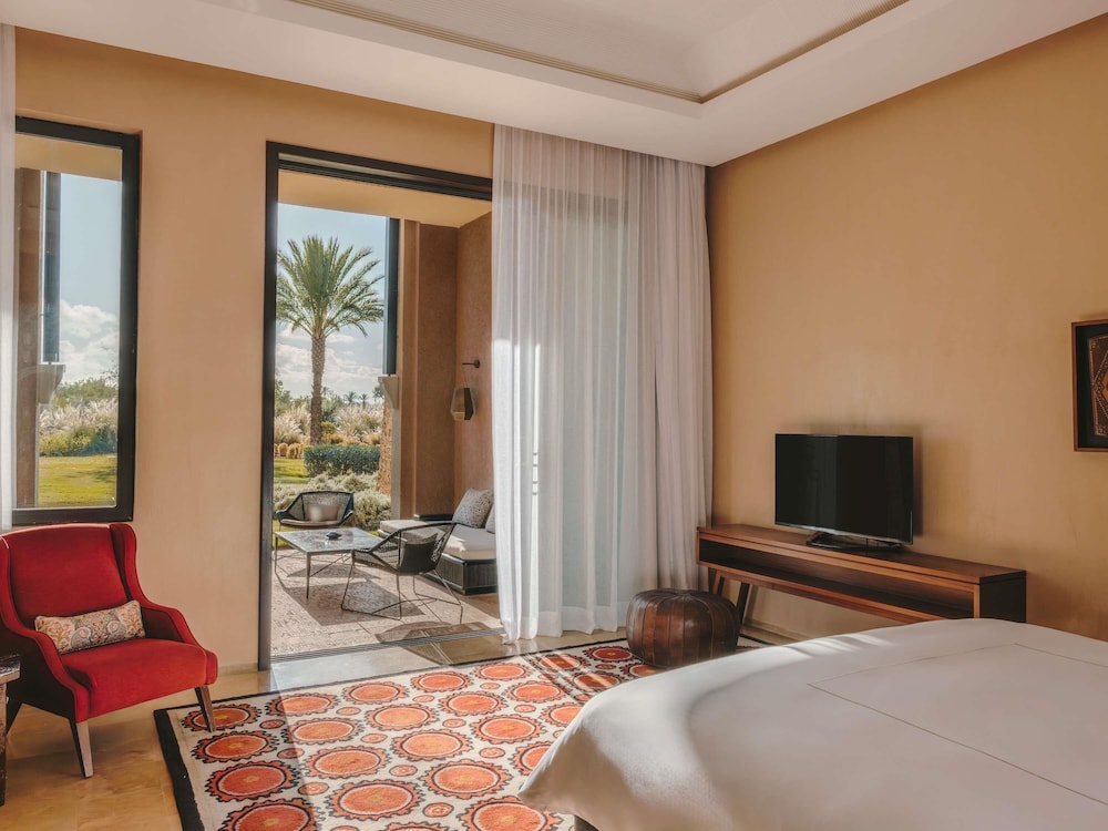Suite Deluxe con vistas al jardín del hotel Fairmont Royal Palm Marrakech