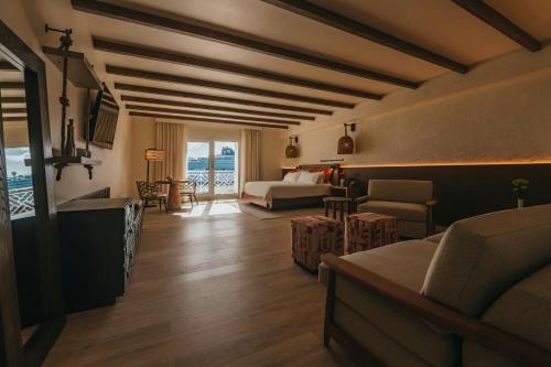 Suite Executive con cama extragrande - Solo para adultos del hotel Renaissance Wind Creek Aruba Resort. Foto 2