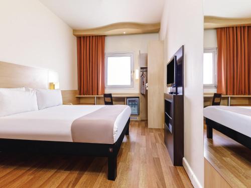 Habitación Doble Estándar del hotel Ibis Istanbul Esenyurt. Foto 1