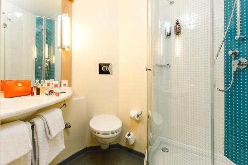 Habitación Doble Estándar del hotel Ibis Istanbul Esenyurt. Foto 7