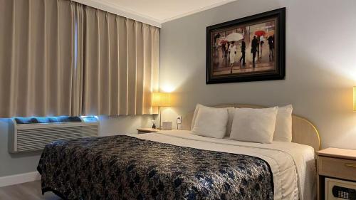 Habitación Estándar con cama doble del hotel Flushing Central. Foto 4