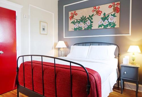 Suite de 1 dormitorio con terraza del hotel The Box House Hotel Brooklyn