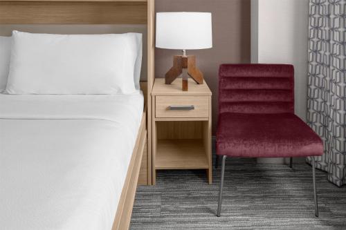 Studio with King Wall Bed and Sofa Bed del hotel Hilton Garden Inn New York/manhattan-midtown East. Foto 4