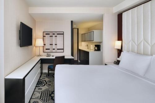 Estudio Deluxe con vistas a Times Square del hotel residence inn by marriott new york manhattan/central park. Foto 2