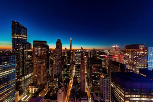 Estudio con cama extragrande del hotel residence inn by marriott new york manhattan/central park. Foto 4